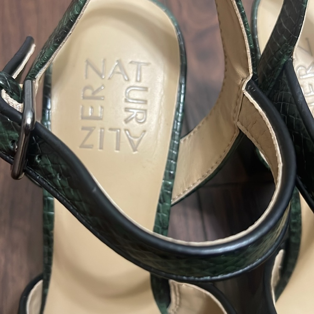 Naturalizer Kamela Ankle Strap Sandals Size 6 - Picture 9 of 10